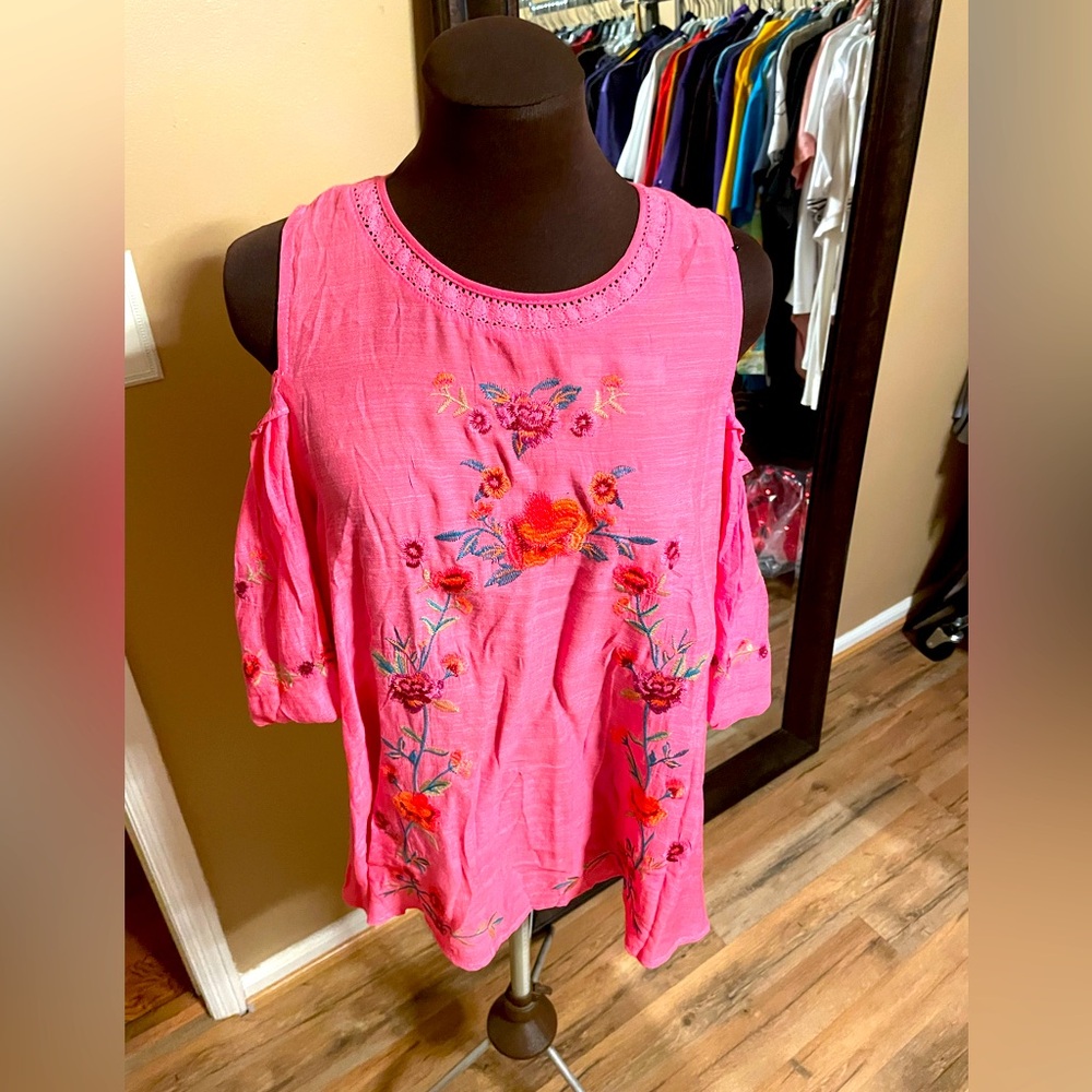 🩷🌸Umgee Sz S Open Shoulder Top💙🌺